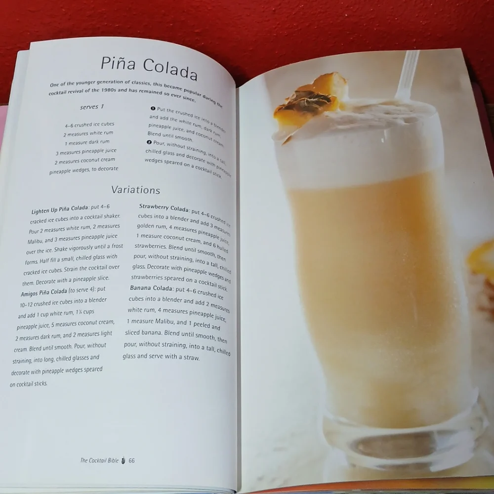 The Cocktail Bible - Traditional And Modern Cocktails by Linda Doeser -Hardcover